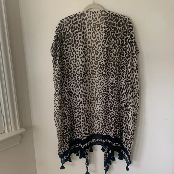 J Crew Leopard open front fringe detail kimono cape cardigan swim coverup SZ M/L - Picture 7 of 14